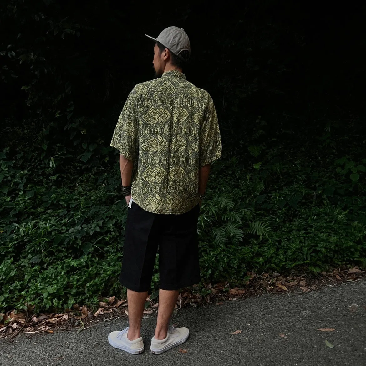 90'S / ETHNIC PATTERN RAYON SS SHIRT (UNISEX)
