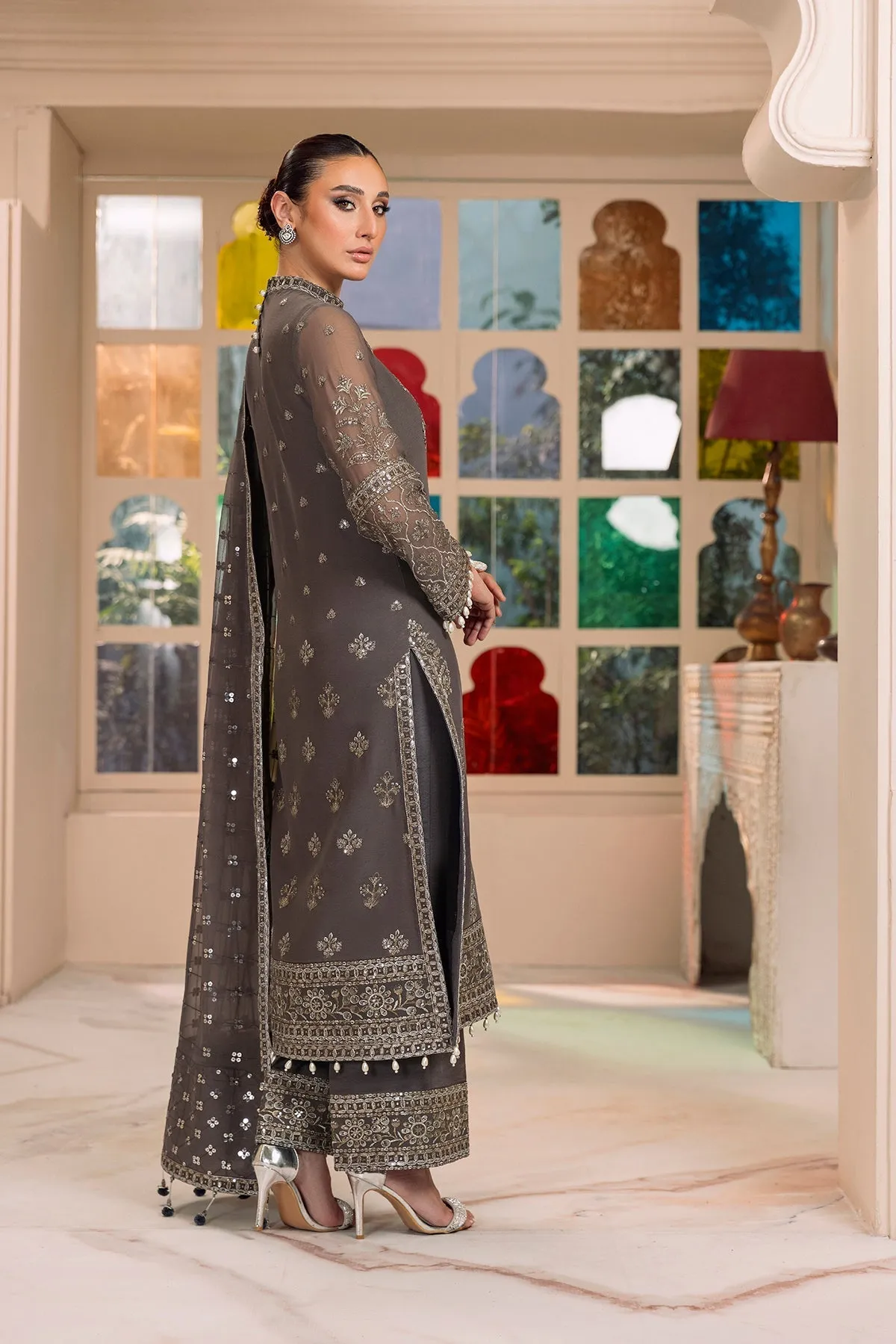 Alizeh Dua Luxury Formals – V01D06B- AMAYA ( GREY )