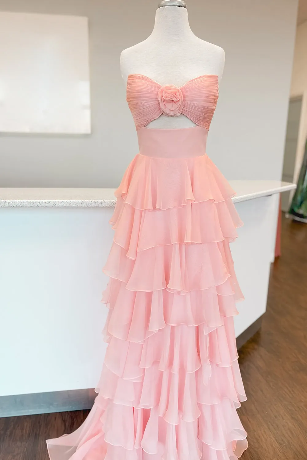 Darlin | A-Line Strapless V-Neck Layered Chiffon Sleeveless Formal Prom Dress