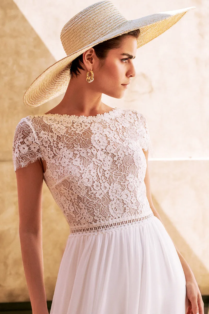 Kelsey Lace Graceful Chiffon Wedding Dress