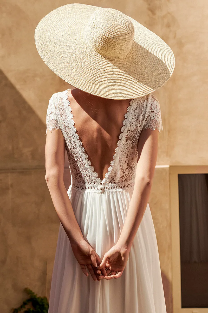 Kelsey Lace Graceful Chiffon Wedding Dress