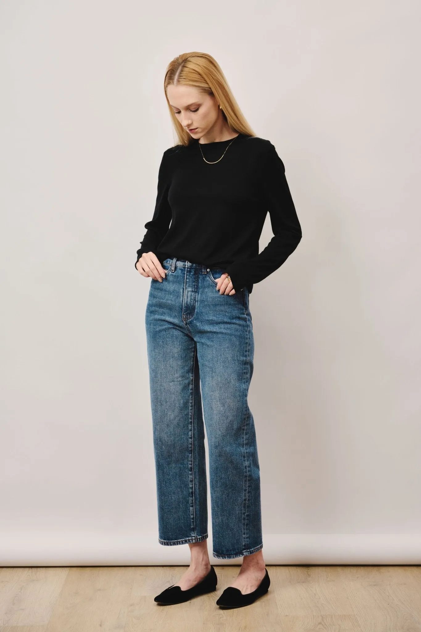 LISA wool top (Black)