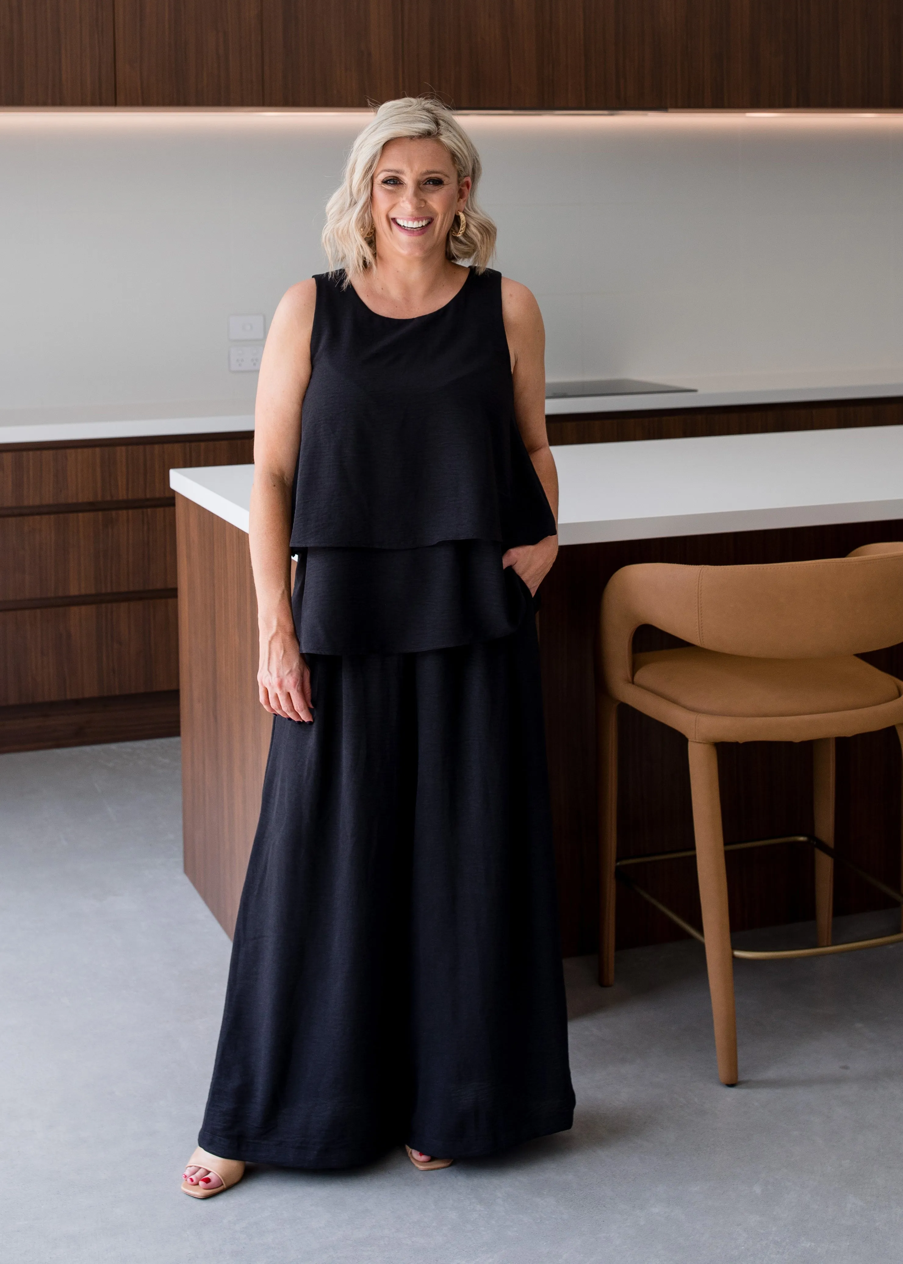 Magic layer top in Black