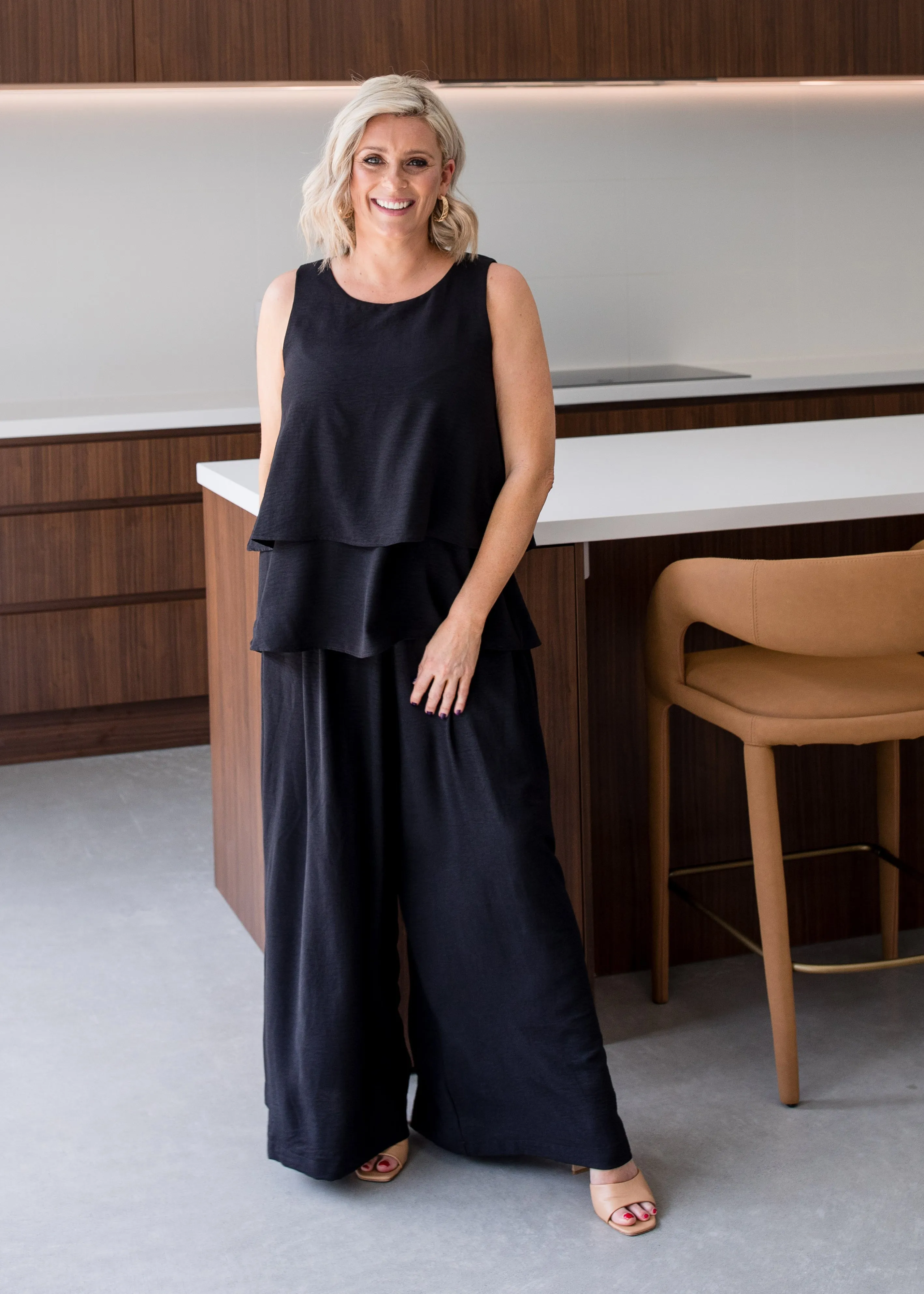 Magic layer top in Black