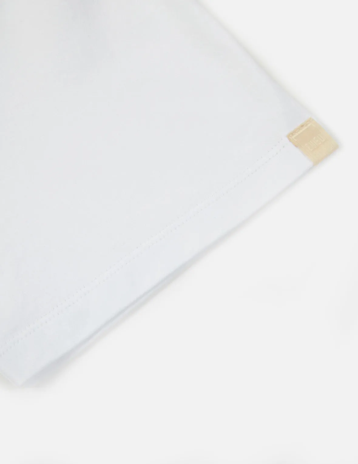 Slogan Print T-shirt With a Detachable Pouch