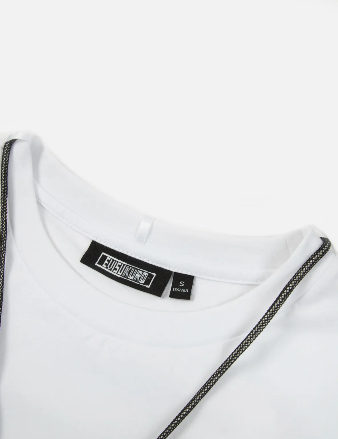Slogan Print T-shirt With a Detachable Pouch