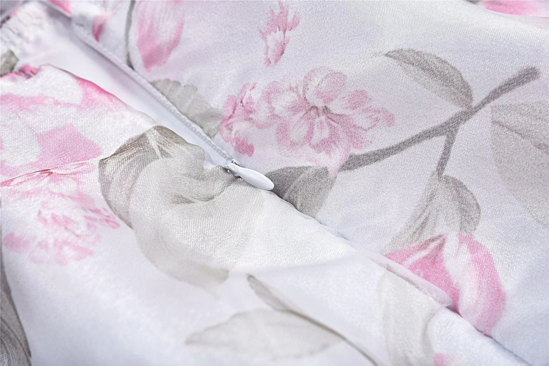TEA TIME FLORAL DRESS