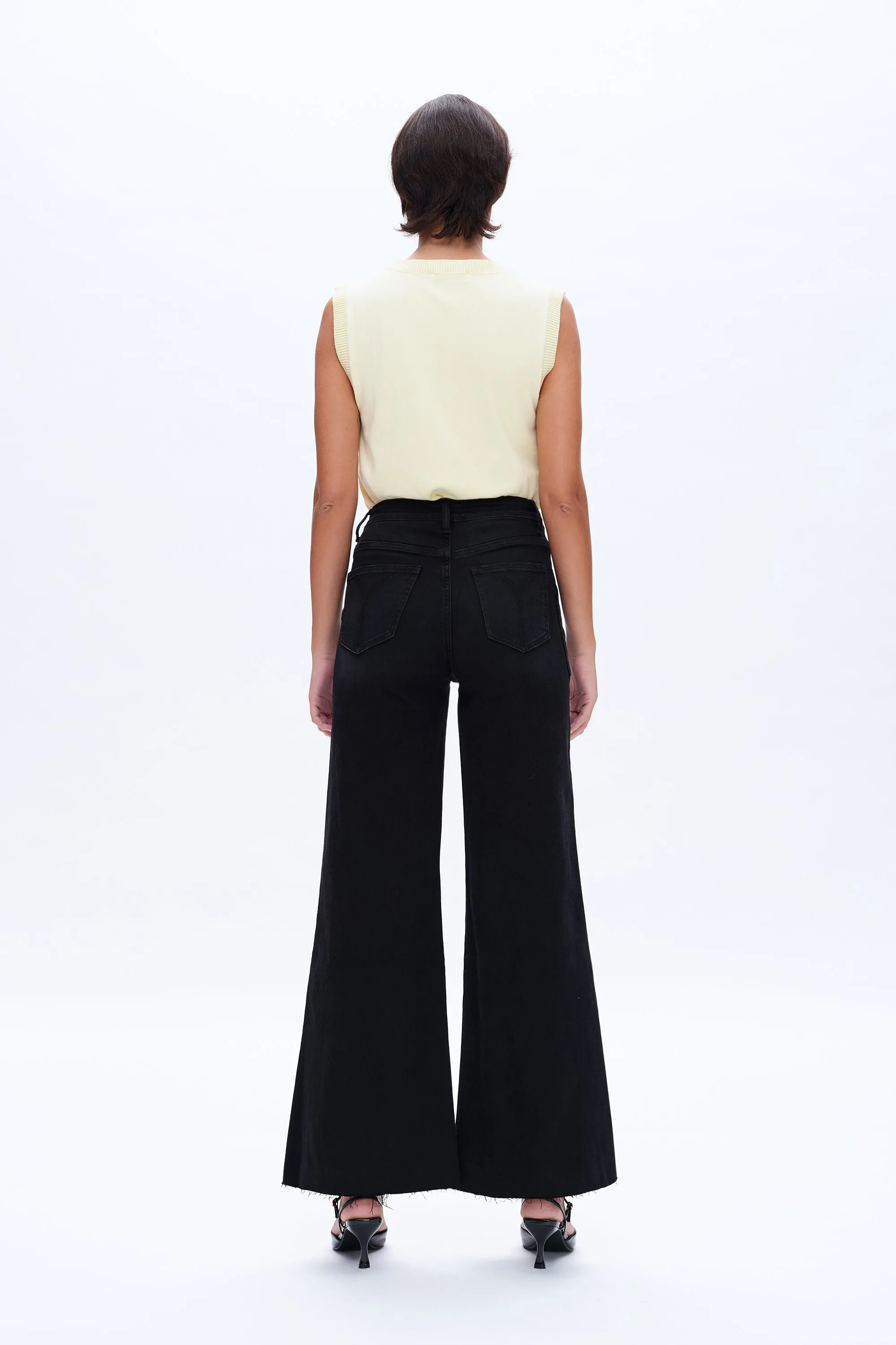 Utility Patch Pocket Wide Leg Denim Jeans