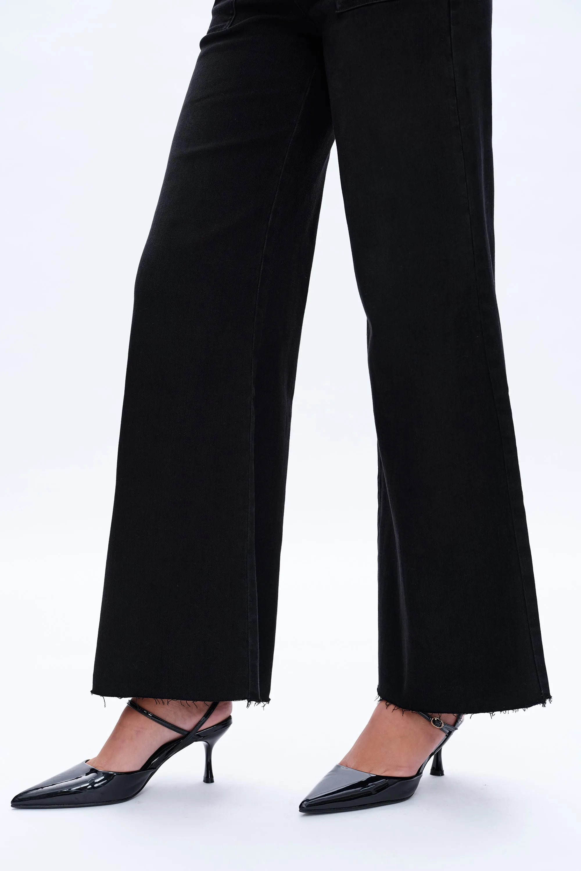 Utility Patch Pocket Wide Leg Denim Jeans