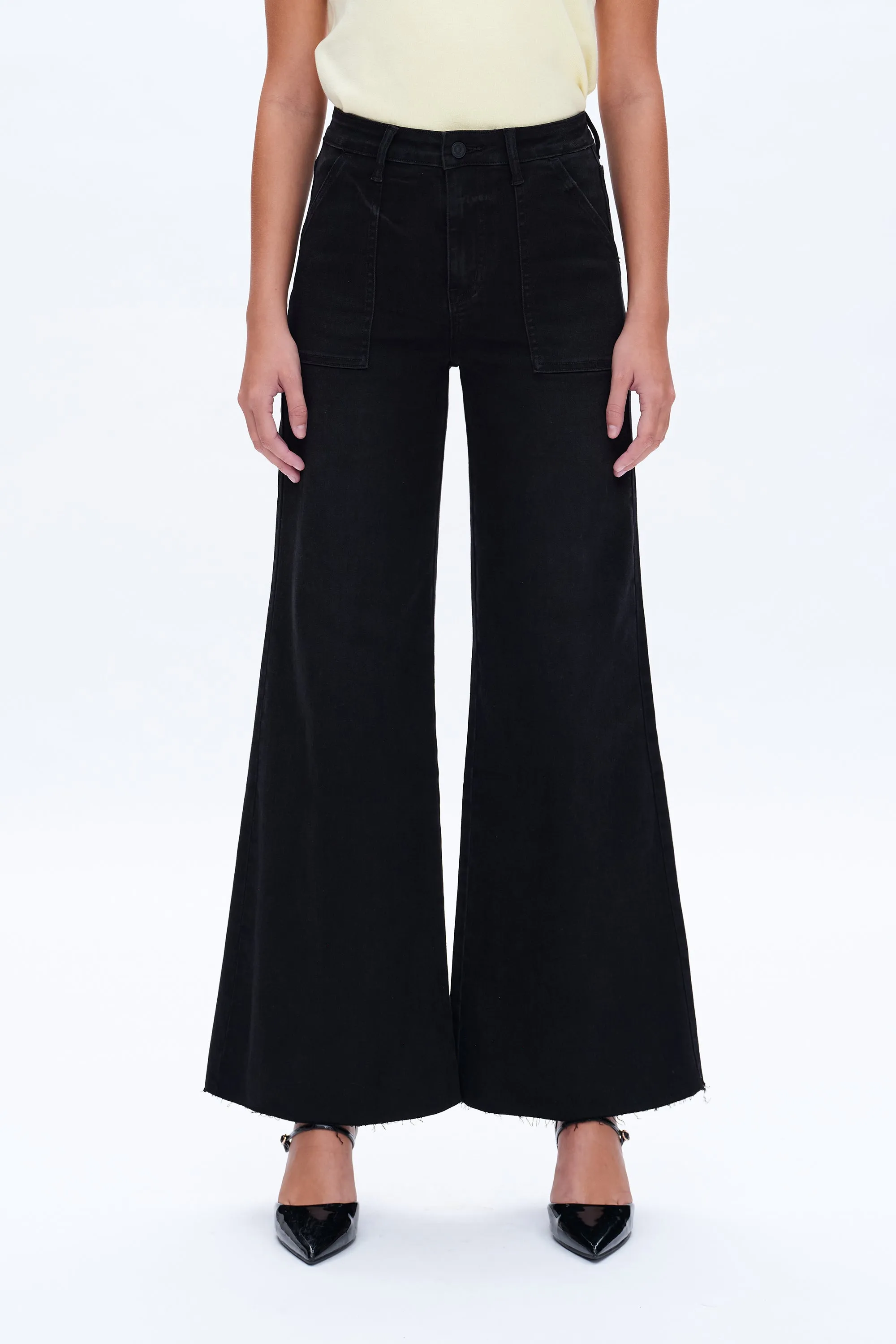 Utility Patch Pocket Wide Leg Denim Jeans