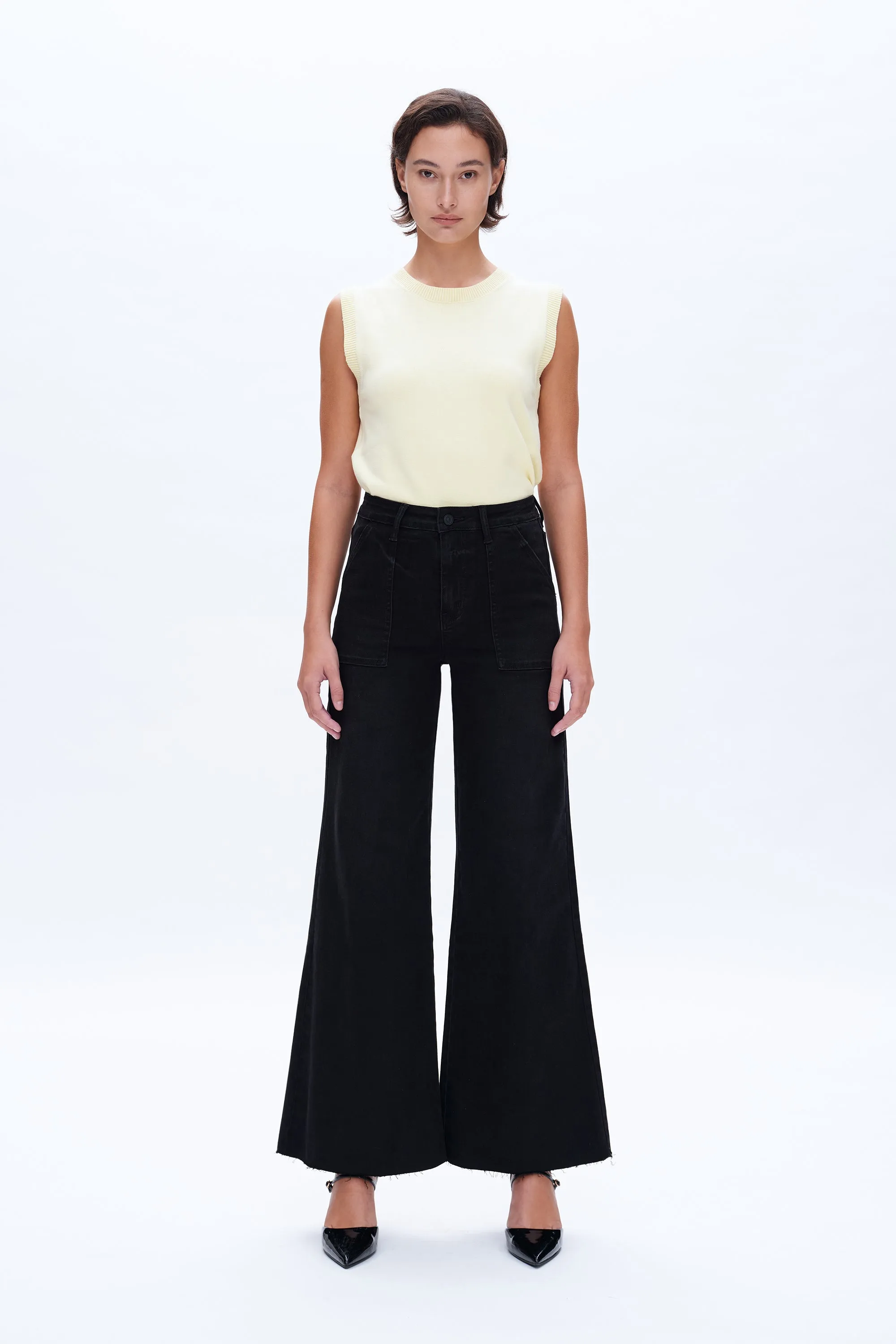 Utility Patch Pocket Wide Leg Denim Jeans