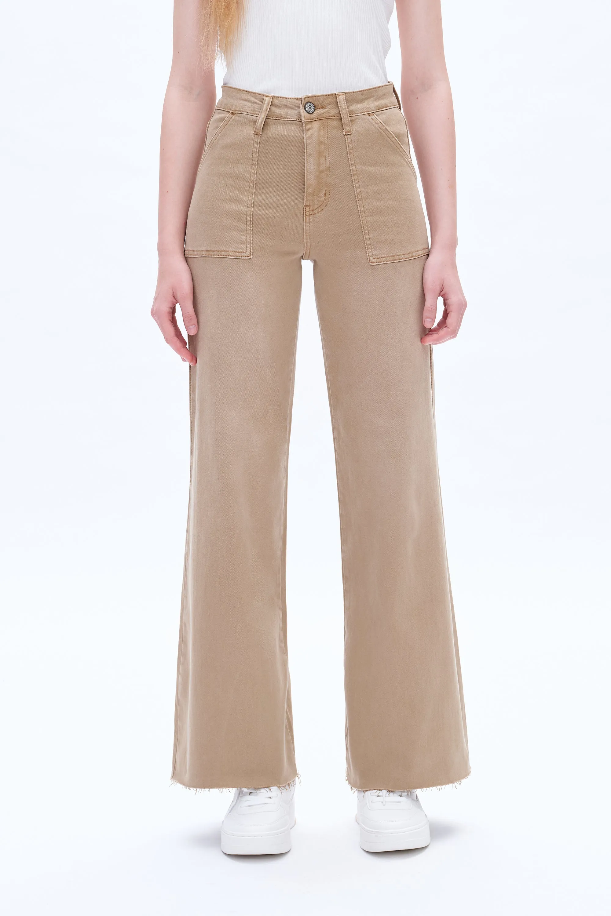 Utility Patch Pocket Wide Leg Denim Jeans