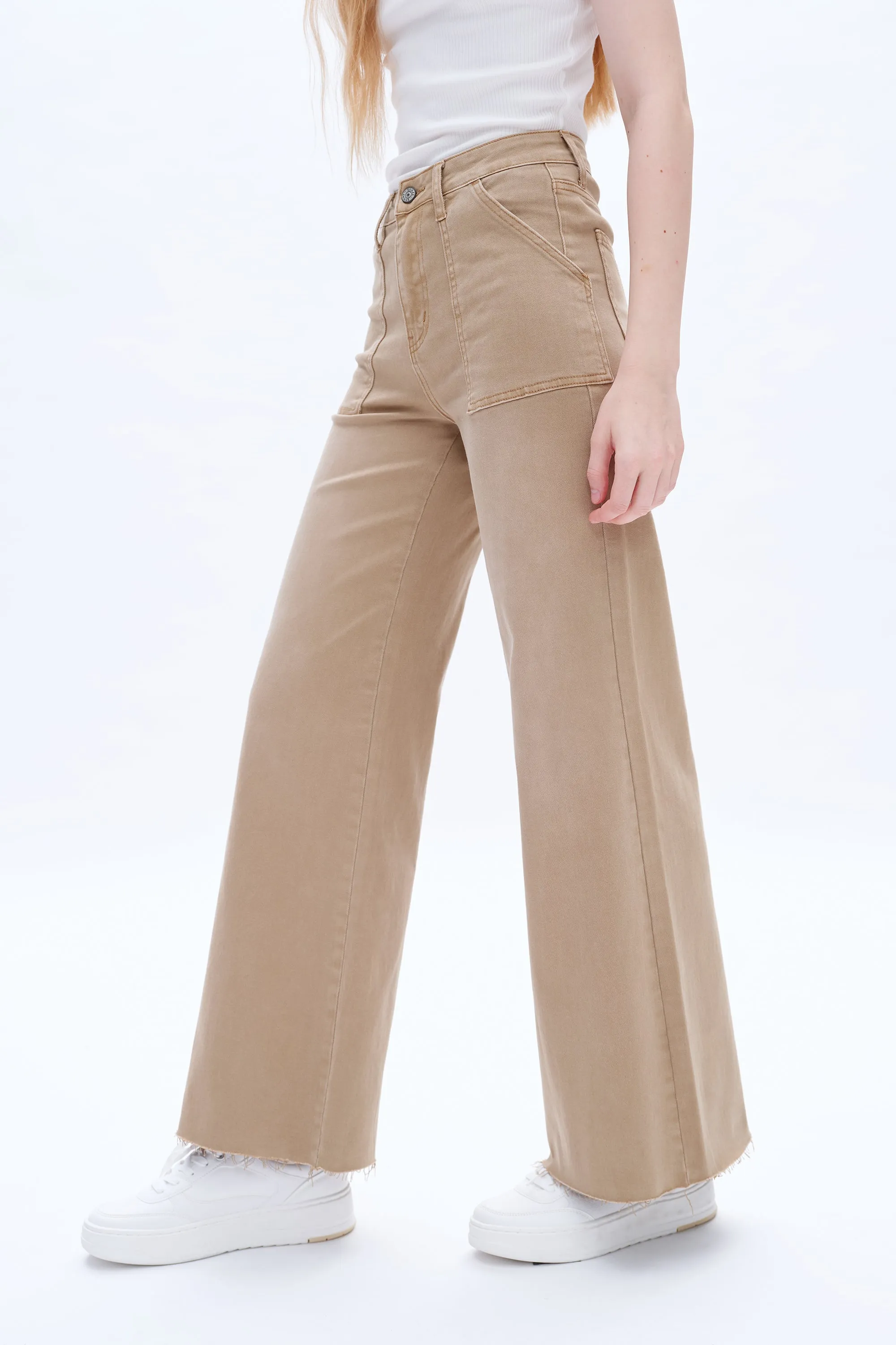Utility Patch Pocket Wide Leg Denim Jeans